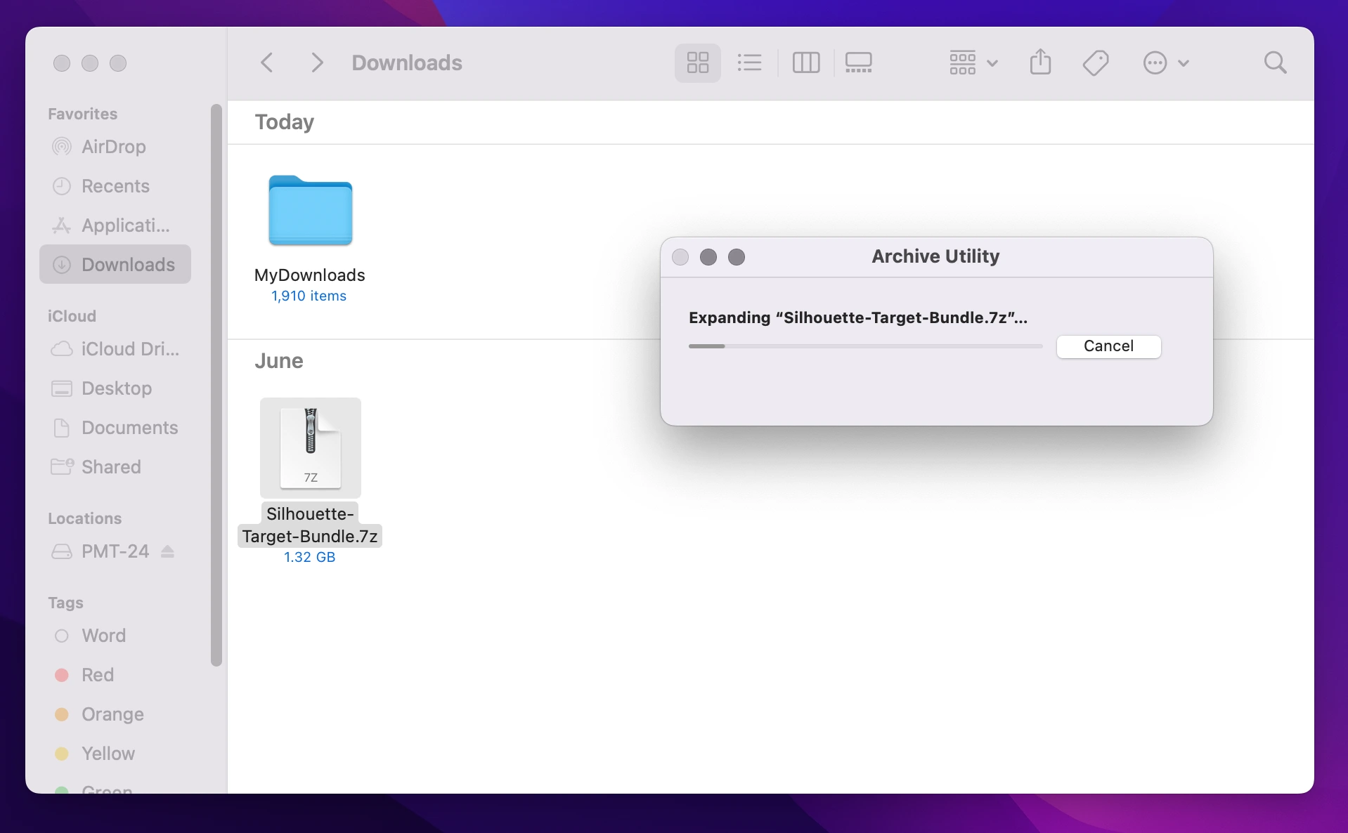 Please wait patiently for your 7-zip file to decompress. This may take a few seconds or a few minutes. 